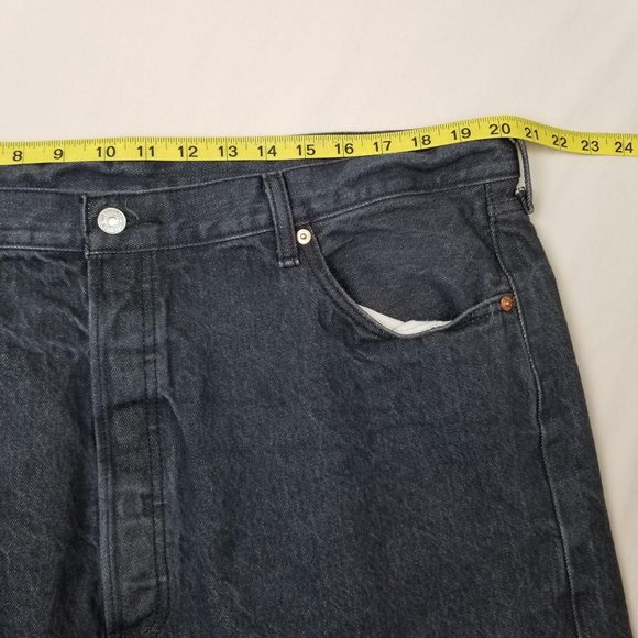 Levi's 501 Straight Fit Mens Jeans Dark Wash 44x32 - Picture 5 of 9